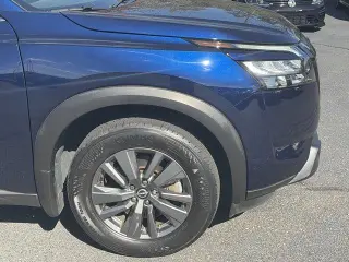 Nissan Pathfinder 2024 AWD SV 4dr SUV