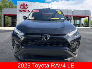 Toyota RAV4 2025 LE 4dr SUV