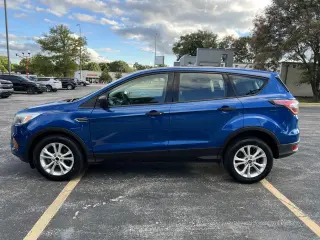 2017 Ford Escape S FWD