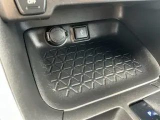Toyota RAV4 2021 AWD LE 4dr SUV