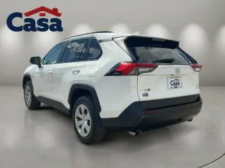 Toyota RAV4 2021 AWD LE 4dr SUV