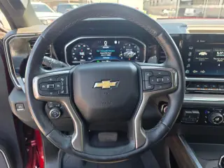 2023 Chevrolet Silverado 1500 High Country Crew Cab 4WD