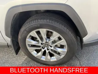 Toyota RAV4 2025 XLE Premium 4dr SUV