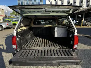 2019 Toyota Tacoma 2WD SR5 Access Cab 6' Bed I4 AT (Natl)