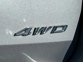 SUV Explorer 2023 AWD Platinum 4 puertas