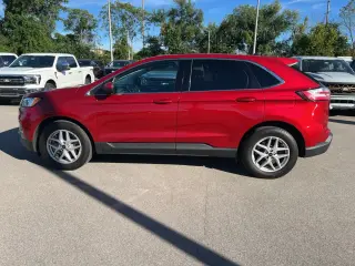 Ford Edge 2023 AWD SEL 4dr Crossover