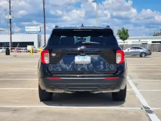 Ford Explorer 2024 XLT SUV de 4 puertas