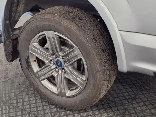 Ford F-150 2020 4x4 XLT 4 puertas SuperCrew caja larga 5.5 pies
