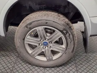 Ford F-150 2020 4x4 XLT 4 puertas SuperCrew caja larga 5.5 pies