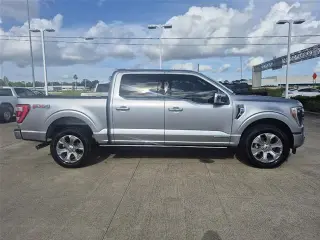 Ford F-150 2023 4x4 Platinum 4dr SuperCrew 6.5 ft. SB