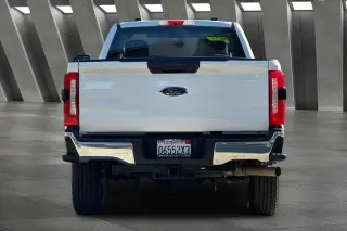 Ford F-350 Super Duty 2023 4x4 XLT 2dr Regular Cab 8 ft. LB SRW Pickup
