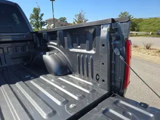 Ford F-150 2023 4x4 Lariat 4dr SuperCrew 5.5 ft. SB