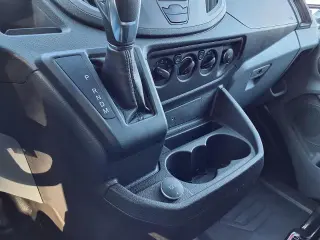 Ford Transit 2018 150 XL 3dr SWB Techo Medio Furgón de Pasajeros con Puerta Deslizante en el Lado del Pasajero