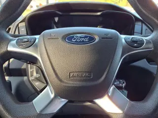 Ford Transit 2018 150 XL 3dr SWB Techo Medio Furgón de Pasajeros con Puerta Deslizante en el Lado del Pasajero