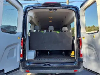 Ford Transit 2018 150 XL 3dr SWB Techo Medio Furgón de Pasajeros con Puerta Deslizante en el Lado del Pasajero