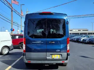 Ford Transit 2018 150 XL 3dr SWB Techo Medio Furgón de Pasajeros con Puerta Deslizante en el Lado del Pasajero