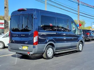 Ford Transit 2018 150 XL 3dr SWB Techo Medio Furgón de Pasajeros con Puerta Deslizante en el Lado del Pasajero