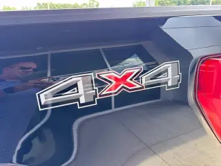 Ford F-150 2023 4x4 Lariat 4dr SuperCrew 6.5 ft. SB