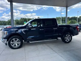Ford F-150 2023 4x4 Lariat 4dr SuperCrew 6.5 ft. SB