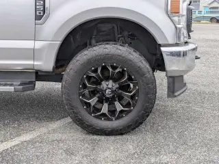 Ford F-250 Super Duty 2021 4x4 XLT 4 puertas Cabina de tripulación 6.8 pies. SB Pick-up