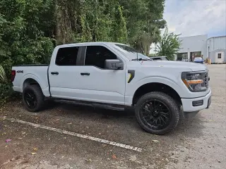 Ford F-150 2025 4x4 STX 4p SuperCrew 5.5 ft. CB