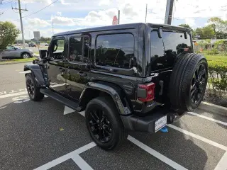 Jeep Wrangler 2024 4x4 Sahara 4xe 4dr SUV