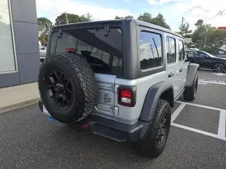 Jeep Wrangler 2024 4x4 Willys 4xe 4p SUV