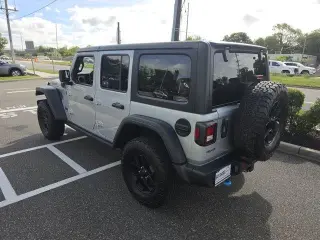 Jeep Wrangler 2024 4x4 Willys 4xe 4p SUV