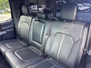 Ford F-250 Super Duty 2017 4x4 King Ranch 4dr Crew Cab 6.8 ft. SB Pickup