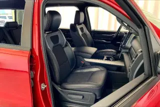 Ram 1500 2022 4x4 Big Horn 4p Puerta de Cabina de Tripulación 5.6 ft. SB Camion