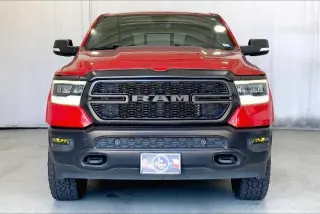 Ram 1500 2022 4x4 Big Horn 4p Puerta de Cabina de Tripulación 5.6 ft. SB Camion