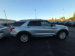Ford Explorer 2025 AWD Platinum SUV de 4 puertas
