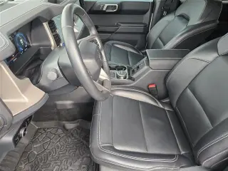 Ford Bronco 2025 4x4 Outer Banks SUV de 4 puertas