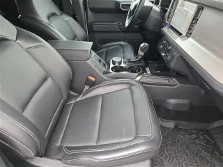 Ford Bronco 2025 4x4 Outer Banks SUV de 4 puertas