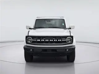 Ford Bronco 2025 4x4 Outer Banks SUV de 4 puertas