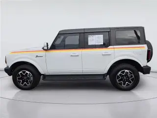 Ford Bronco 2025 4x4 Outer Banks SUV de 4 puertas