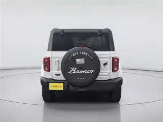 Ford Bronco 2025 4x4 Outer Banks SUV de 4 puertas