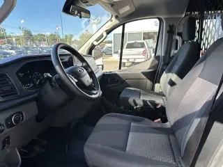 Ford Transit 2025 250 3 puertas SWB techo bajo furgón de carga