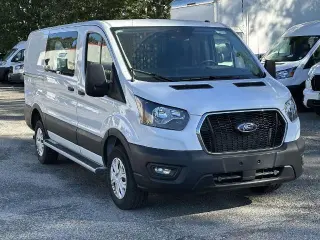 Ford Transit 2025 250 3 puertas SWB techo bajo furgón de carga