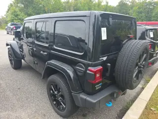 Jeep Wrangler 2024 4x4 Sahara 4xe 4dr SUV