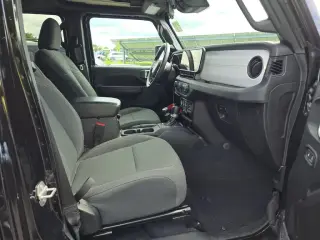Jeep Wrangler 2024 4x4 Willys 4xe 4p SUV