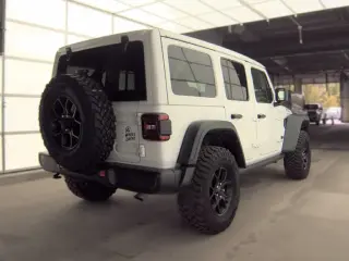 Jeep Wrangler 2024 4x4 Sport 4p SUV