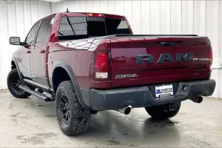 Ram 1500 2017 4x4 Rebel 4 puertas Crew Cab pickup 5.5 pies