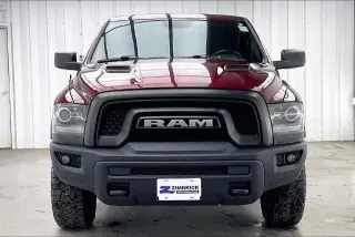 Ram 1500 2017 4x4 Rebel 4 puertas Crew Cab pickup 5.5 pies