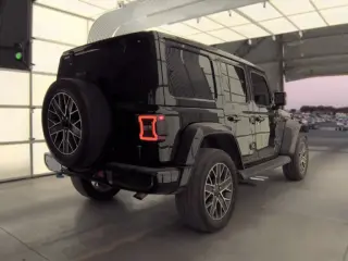 Jeep Wrangler Unlimited 2022 4x4 Sahara 4xe 4dr SUV