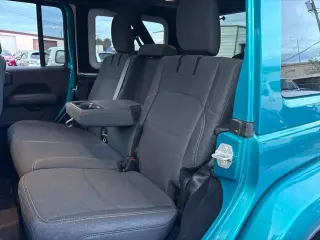 Jeep Wrangler 2024 4x4 Sahara 4xe SUV 4p