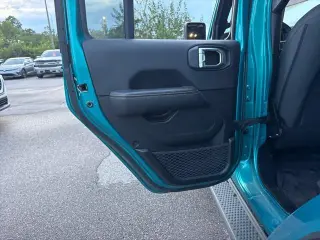 Jeep Wrangler 2024 4x4 Sahara 4xe SUV 4p