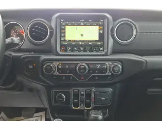 Jeep Wrangler 2023 4x4 Sahara 4p SUV
