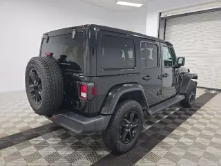 Jeep Wrangler 2023 4x4 Sahara 4dr SUV