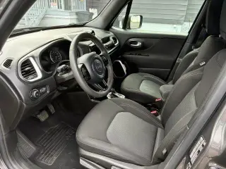 Jeep Renegade 2021 Latitude 4dr SUV